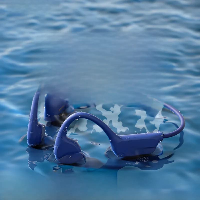 POLVCDG X7 Casque à conduction osseuse IPX8 Casque ouvert Bluetooth 5.3 pour la natation avec microphone Étanche Mémoire 32 Go MP3 Nouveauté 2024