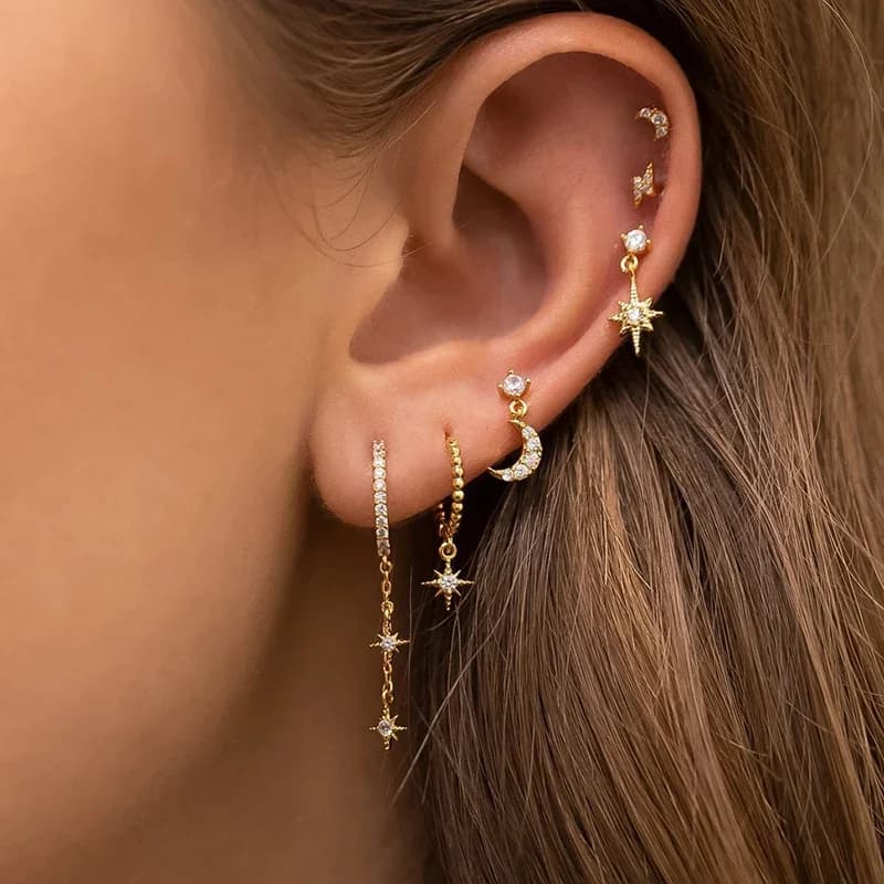 Boucles d'oreilles en acier inoxydable pour femmes, nouveau Design, chaîne en zircone cubique, pendentif étoile lune, Cartilage, bijoux de perçage