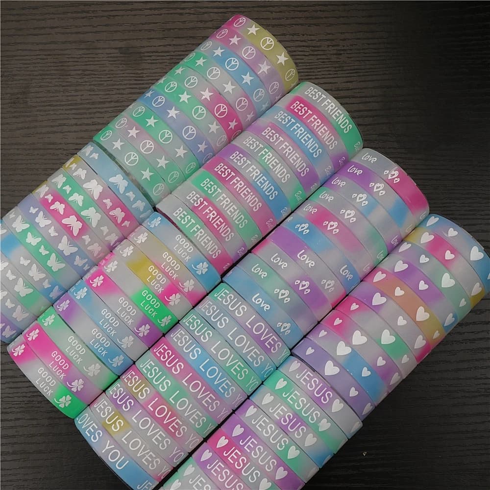 Bracelets lumineux en Silicone pour femmes et hommes, 100 pièces/lot, style mixte, bijoux à la mode, cadeaux pour fête en club, vente en gros