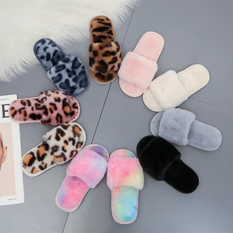 Pantoufles en fausse fourrure pour enfants, pantoufles en peluche pour filles, chaussures d'intérieur pour enfants, chaussures plates et mignonnes