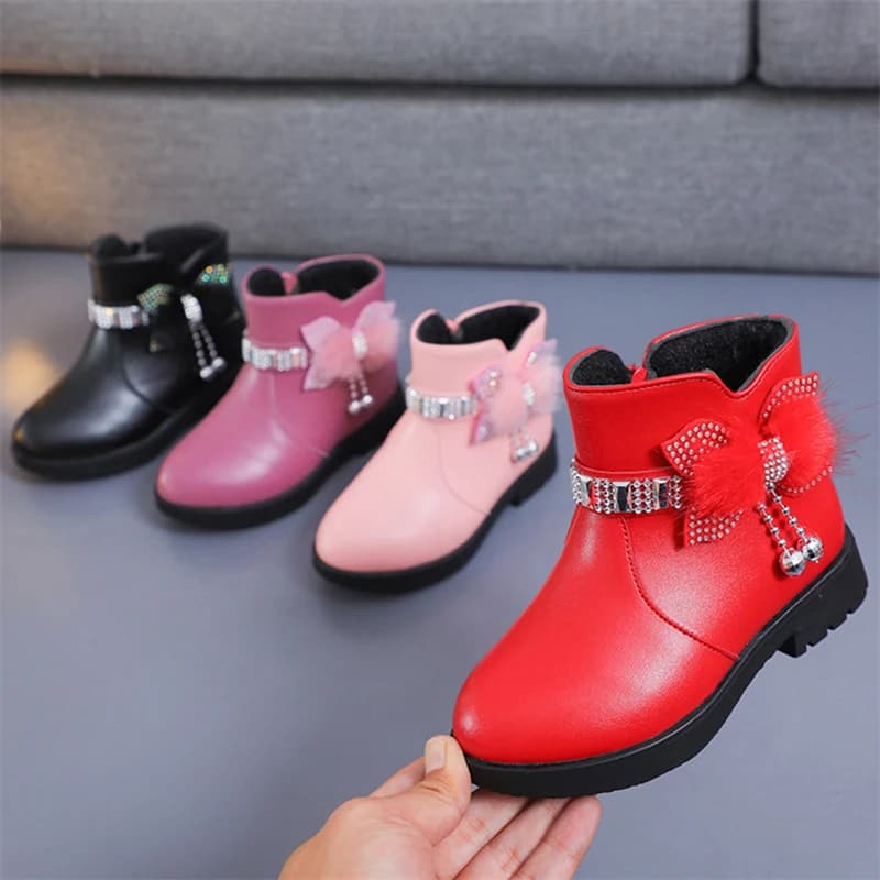 Chaussures d'hiver pour enfants, mi-longues, bottes chaudes en cuir, avec nœud pour bébé, mignonnes en peluche, en coton pour étudiants, nouvelle