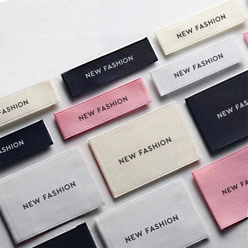 Étiquettes en polyester lavables personnalisées, étiquette en coton doux, logo de texte personnalisé, marque attro