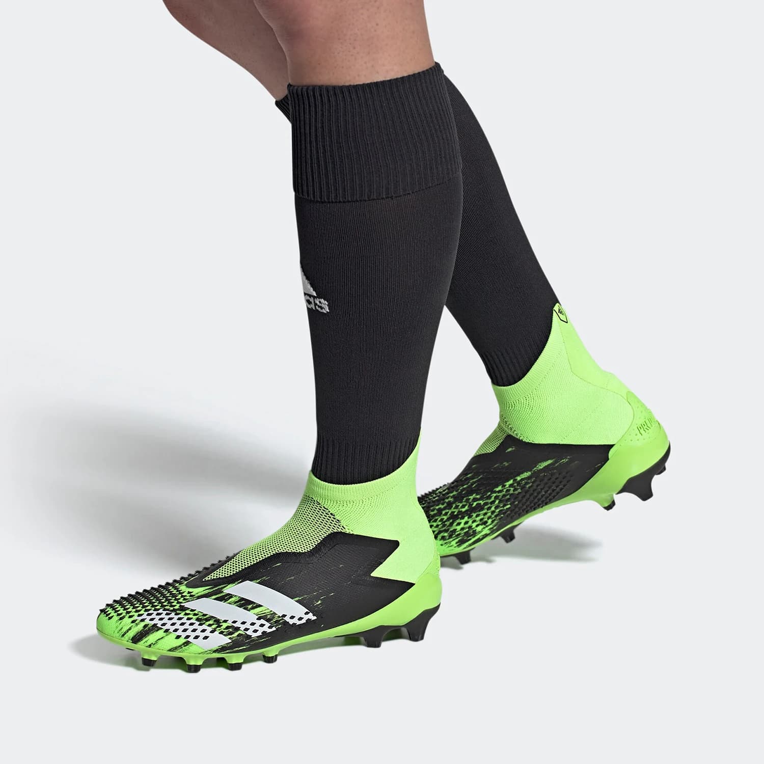 Adidas Authentique Predator 20+ AG Crampons de football pour hommes FW9762