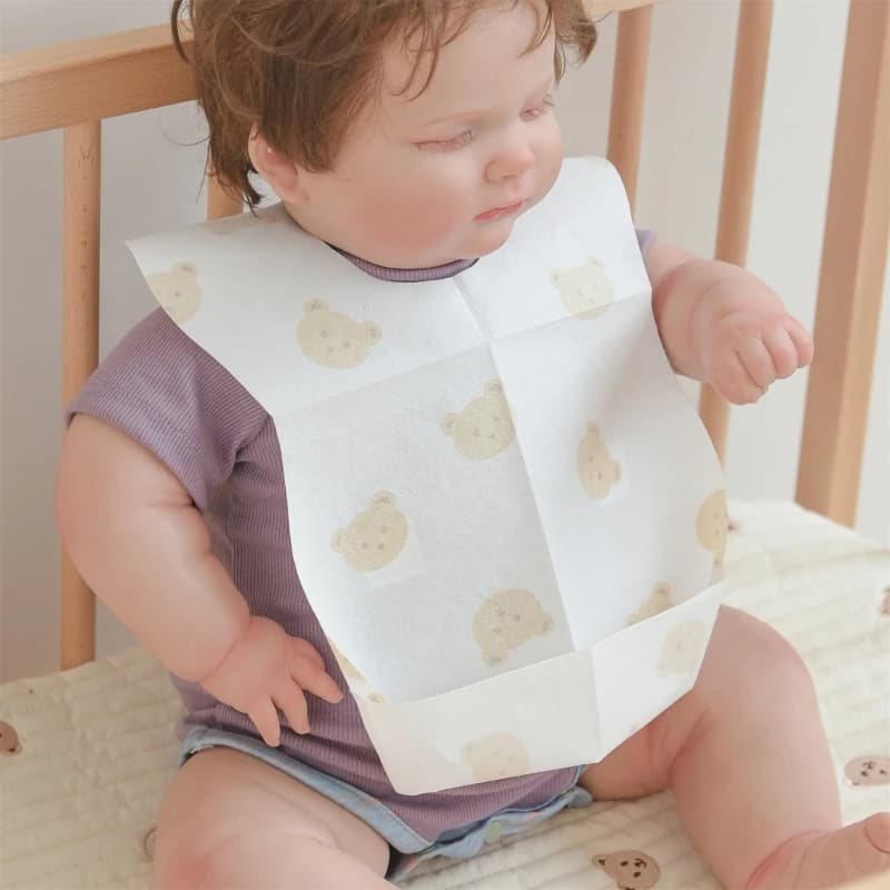 Paquet de 50 bavoirs jetables pour bébés âgés de 6 mois à 2 ans, bavoir d'alimentation ours de dessin animé pour garçon et fille, serviette de