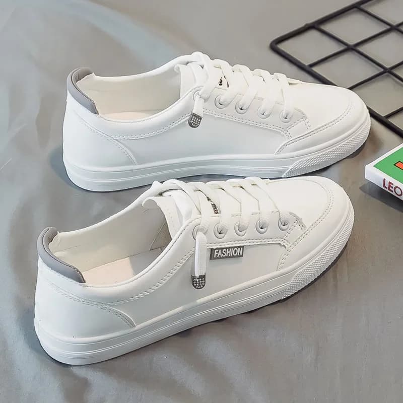 Chaussures de course athlétiques blanches pour femmes, baskets décontractées pour femmes, baskets de sport, mocassins tendance, planche à