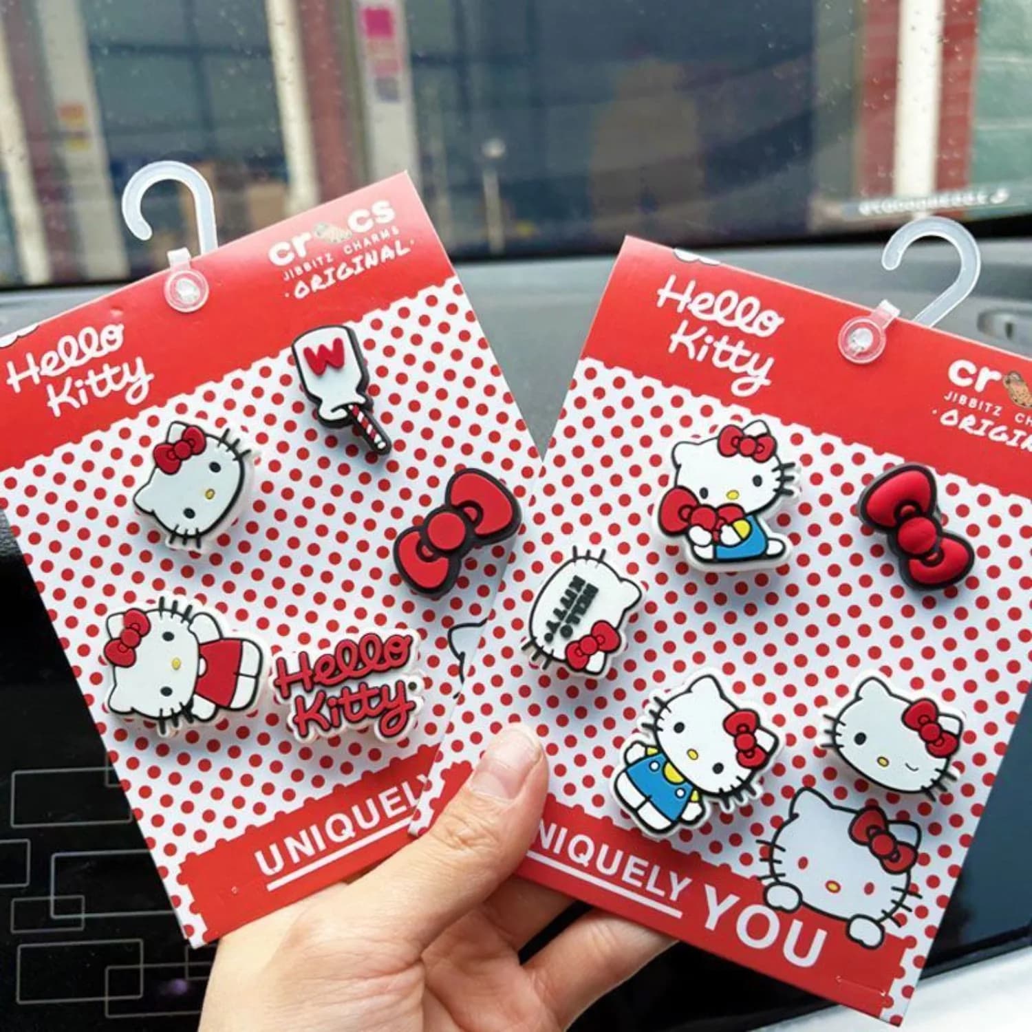 Jolies attaches pour chaussures Sanrio HelloKitty DIY, breloques détachables Kawaii de dessins animés pour décorations de chaussures Crocs,