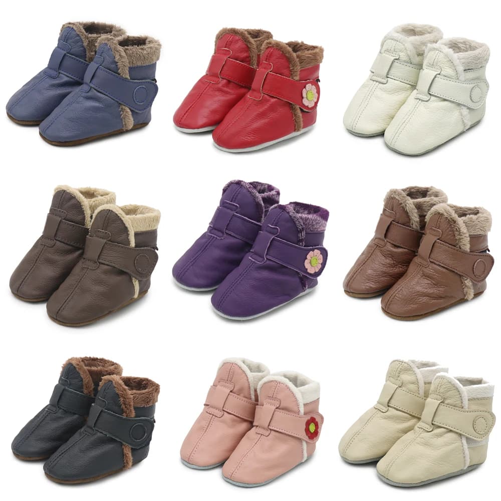 Chaussures d'hiver pour enfants de 0 à 4 ans, bottes en cuir véritable, chaussures d'intérieur en peluche pour filles et garçons, bottines noires