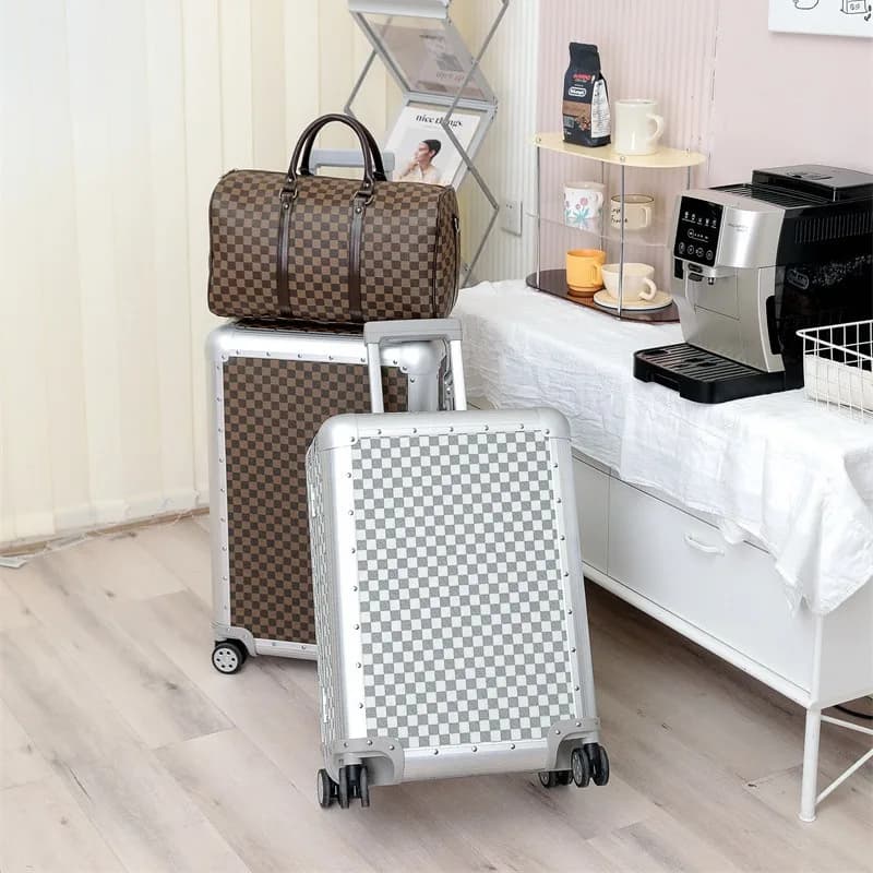 Valise d'affaires tout en alliage d'aluminium et de magnésium, valise de voyage d'embarquement de 20 pouces, roues universelles