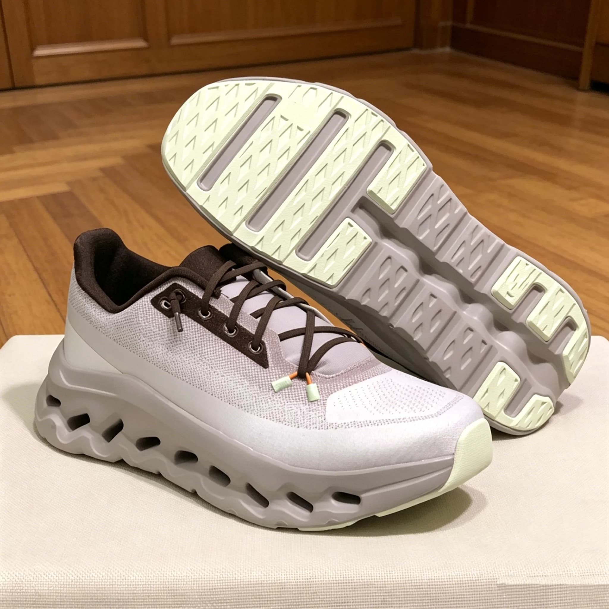 Chaussures de course Marathon pour hommes et femmes, baskets athlétiques légères et respirantes avec plaque en carbone, chaussures de sport