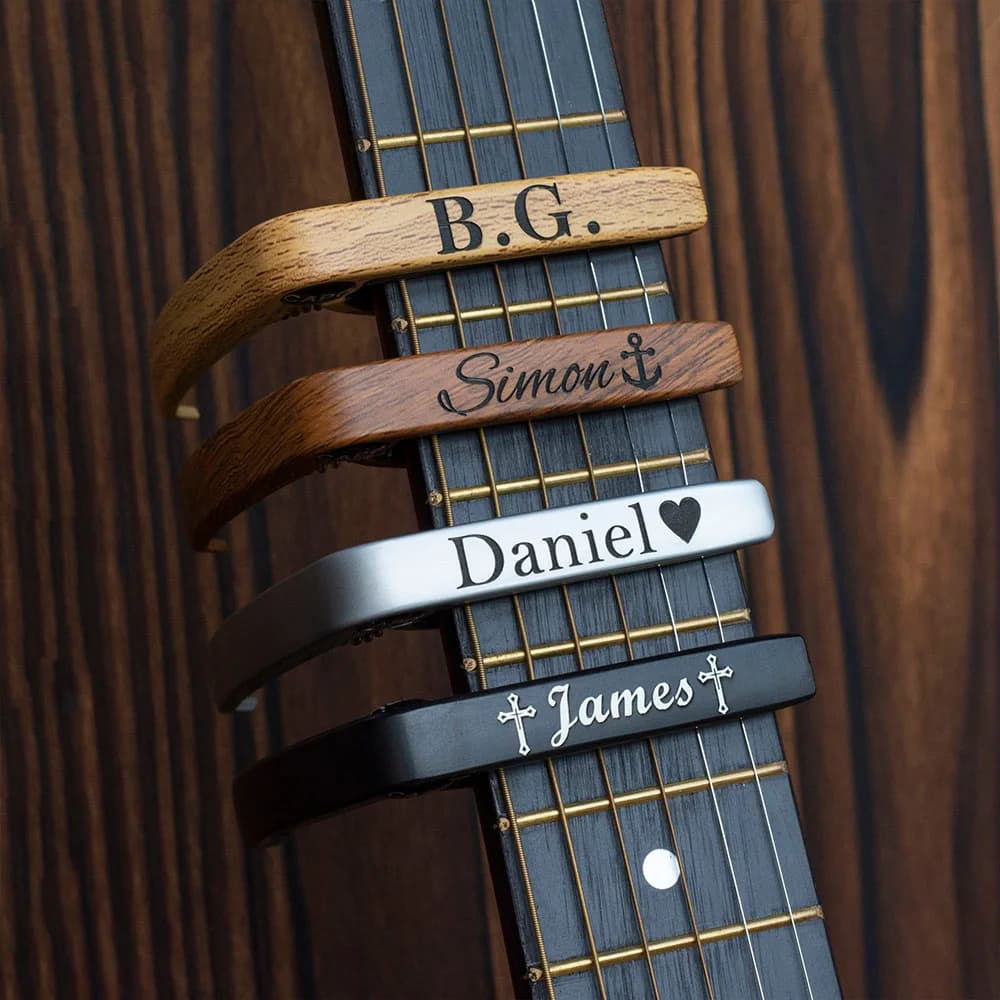 Capodastre de guitare personnalisé bois métal guitariste cadeau personnalisé guitare classique Capodastre Bestman saint valentin anniversaire