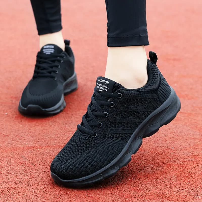 Baskets décontractées pour femmes, chaussures de marche respirantes, chaussures plates en maille, chaussures de sport blanches pour dames, nouvelle