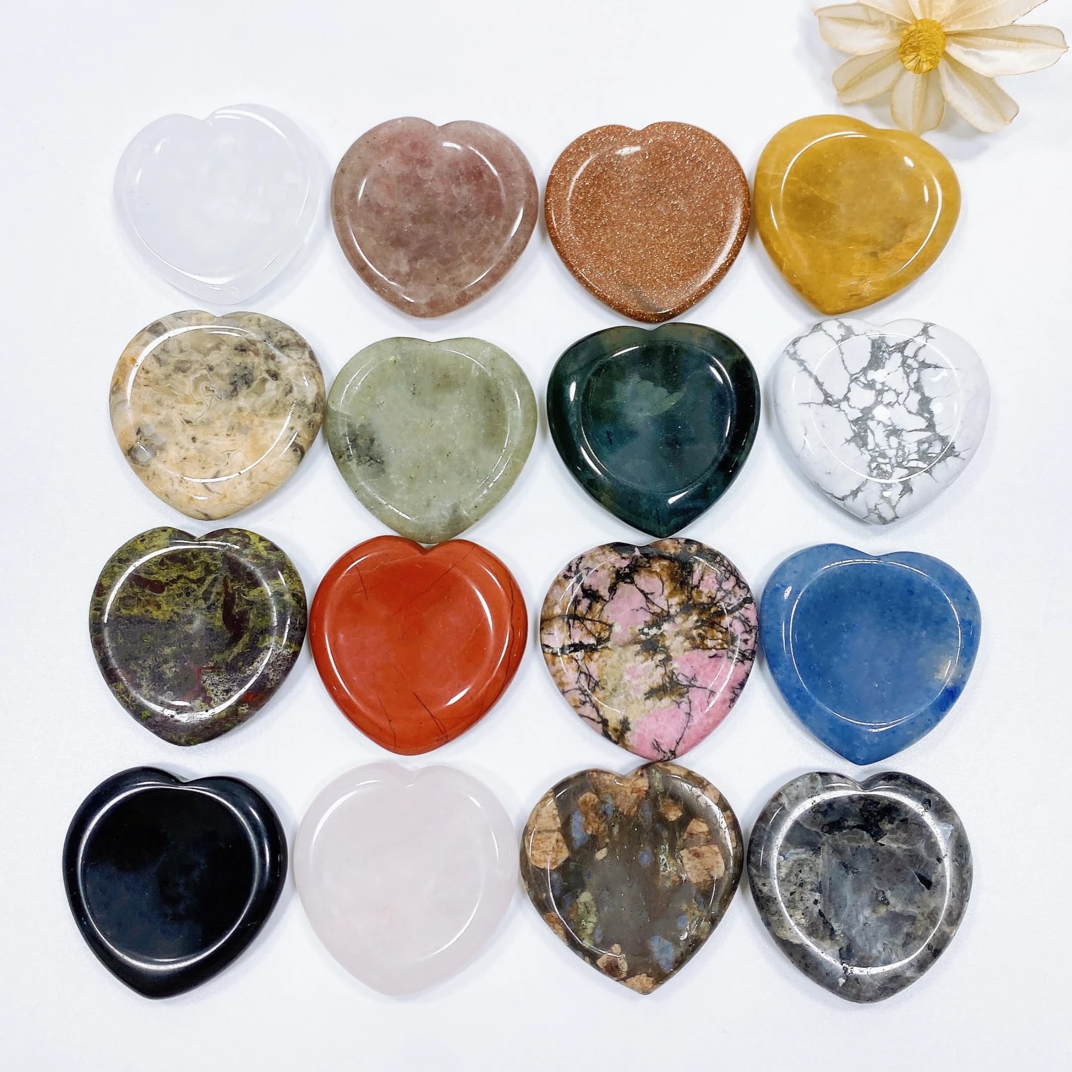 Pierre d'inquiétude de coeur de quartz de cristal naturel, nar, massage de poche, l'hypothèse, thérapie de guérison Reiki, méditation, flocon