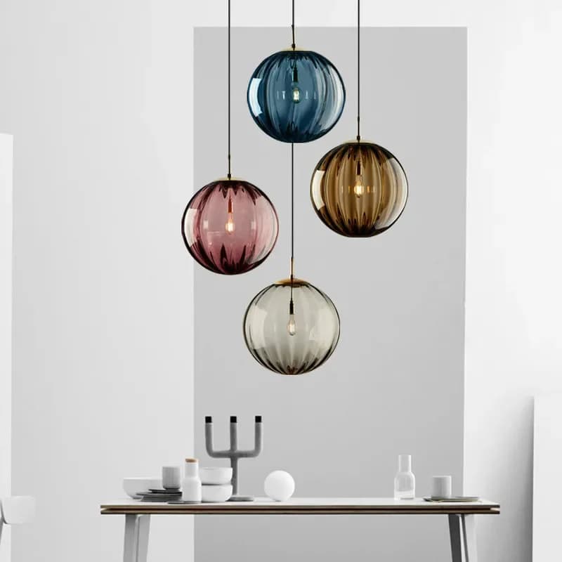 Lampe LED Suspendue au Design Nordique Moderne, Boule de Verre, Luminaire Décoratif d'Nik, Idéal pour une Chambre à Coucher, un Salon ou un Magasin