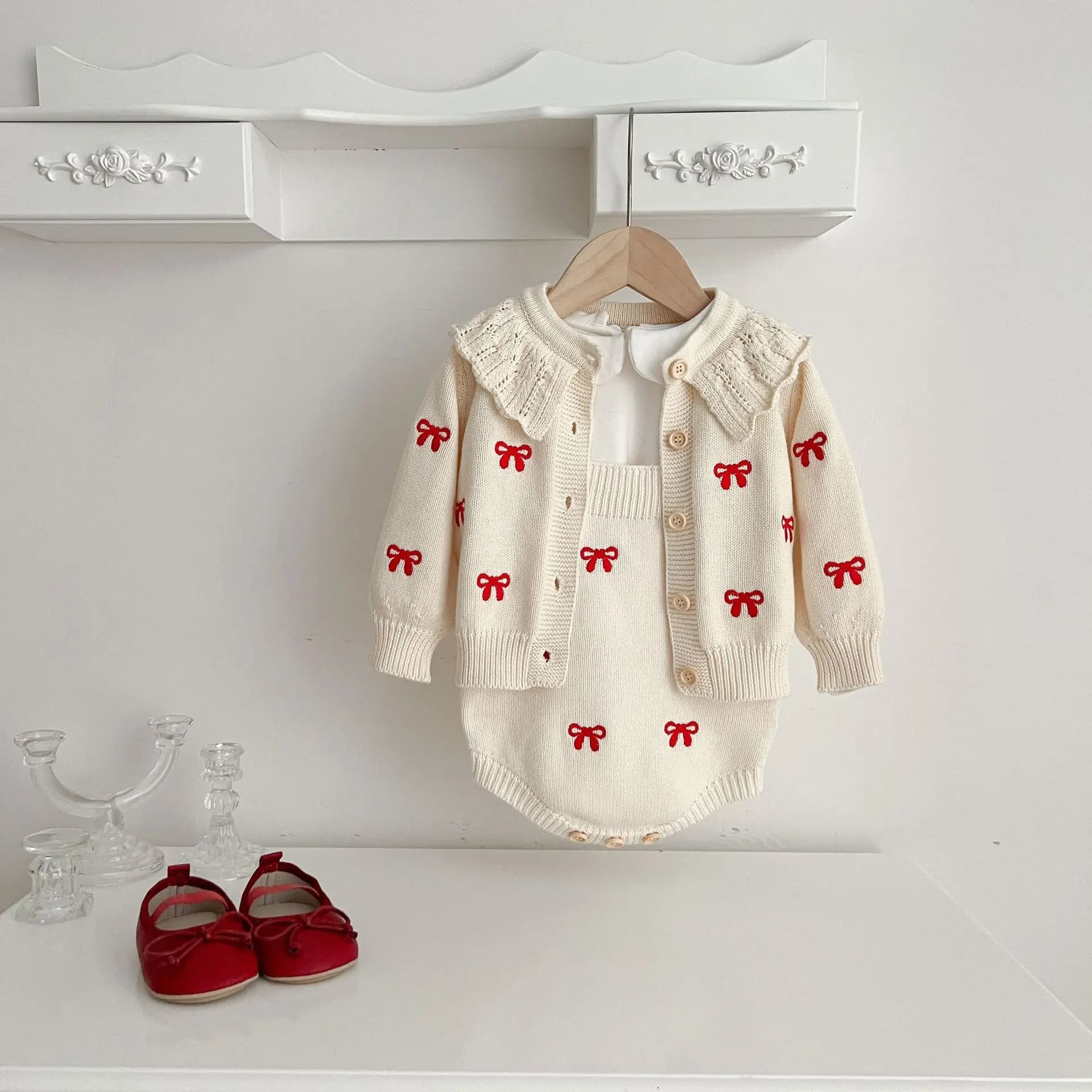 Automne hiver nouveau-né infantile bébé filles barboteuse tricot broderie manteau barboteuses enfants une pièce mode bébé vêtements