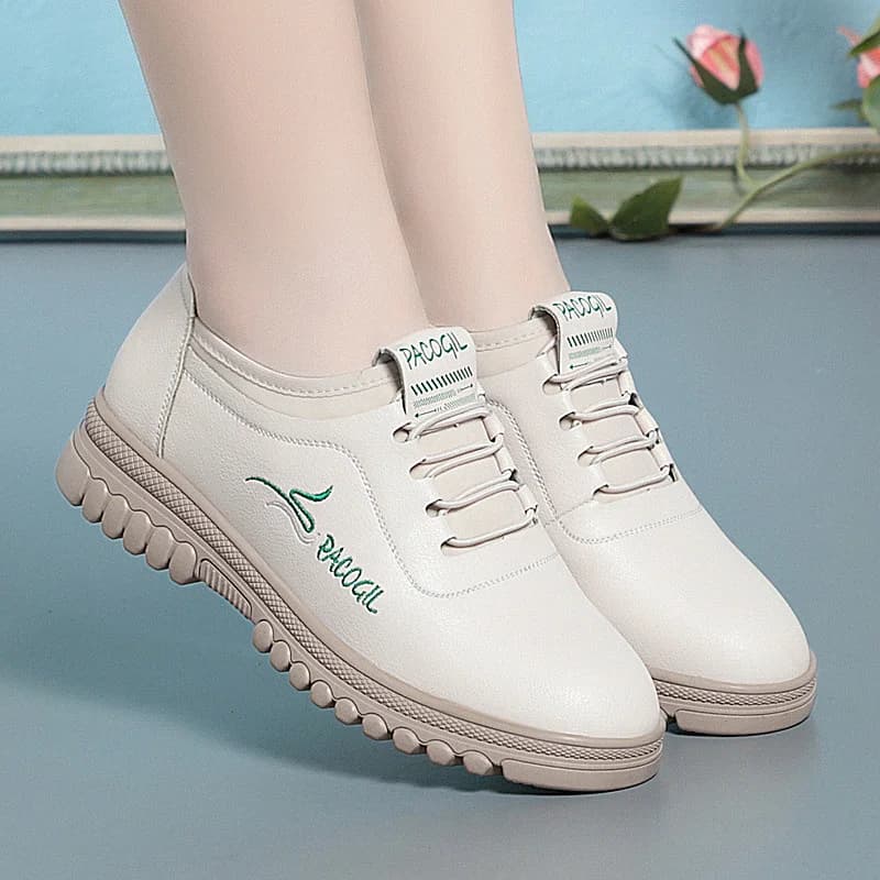 Baskets en cuir souple pour femme, chaussures Oxford, plates, légères, anti-ald, douces, confortables astronomiques, décontractées, mode,