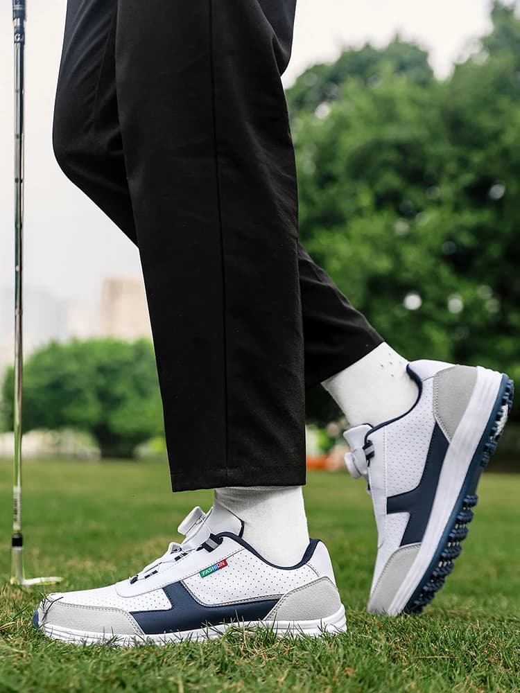 Chaussures de golf pour une utilisation extérieure à la mode pour hommes et femmes, avec un design antidérapant, adaptées à l'escalade et à la