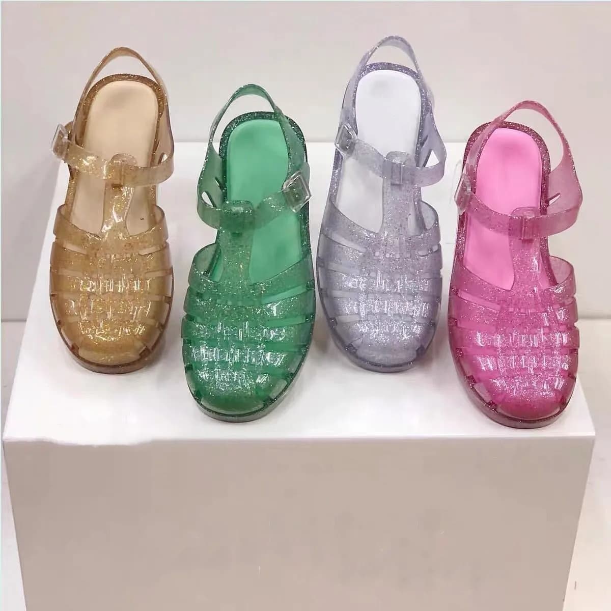 Chaussures de plage classiques pour femmes, mini sandales rétro SM128, nouvelle collection été