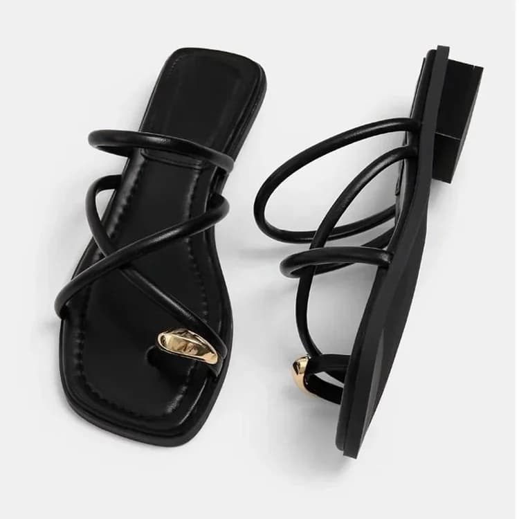 Sandales coulissantes élégantes à lanières croisées pour femmes, chaussures de plage confortables et légères à boucle d'orteil avec un design