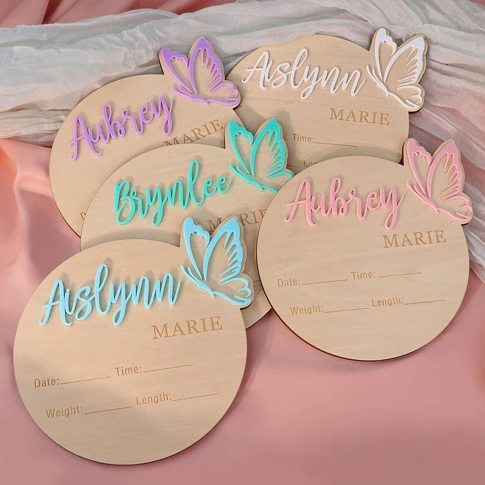 Panneau d'annonce de nom de bébé en bois personnalisé, papillon 3D, accessoire photo, cadeau de pépinière de douche de bébé, hôpital