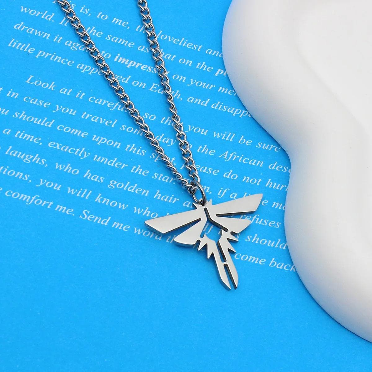 Collier The Last Series of Us 2024, nouvelle mode, pendentif simple en acier inoxydable, chaîne de jeu, périphériques tendance, bijoux, meilleur