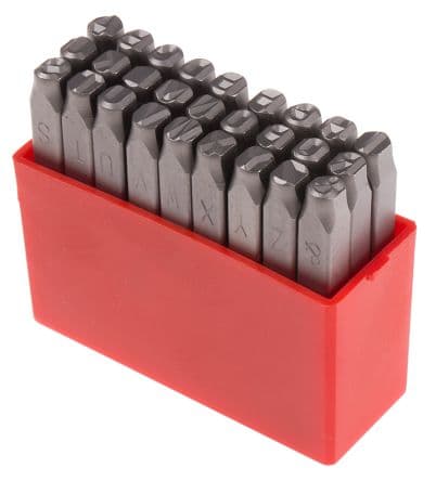 RS PRO Kit de poinçons de gravure pour lettres 6 mm x 27 pièces 27 embouts de lettres en acier, Chaque jeu dans un