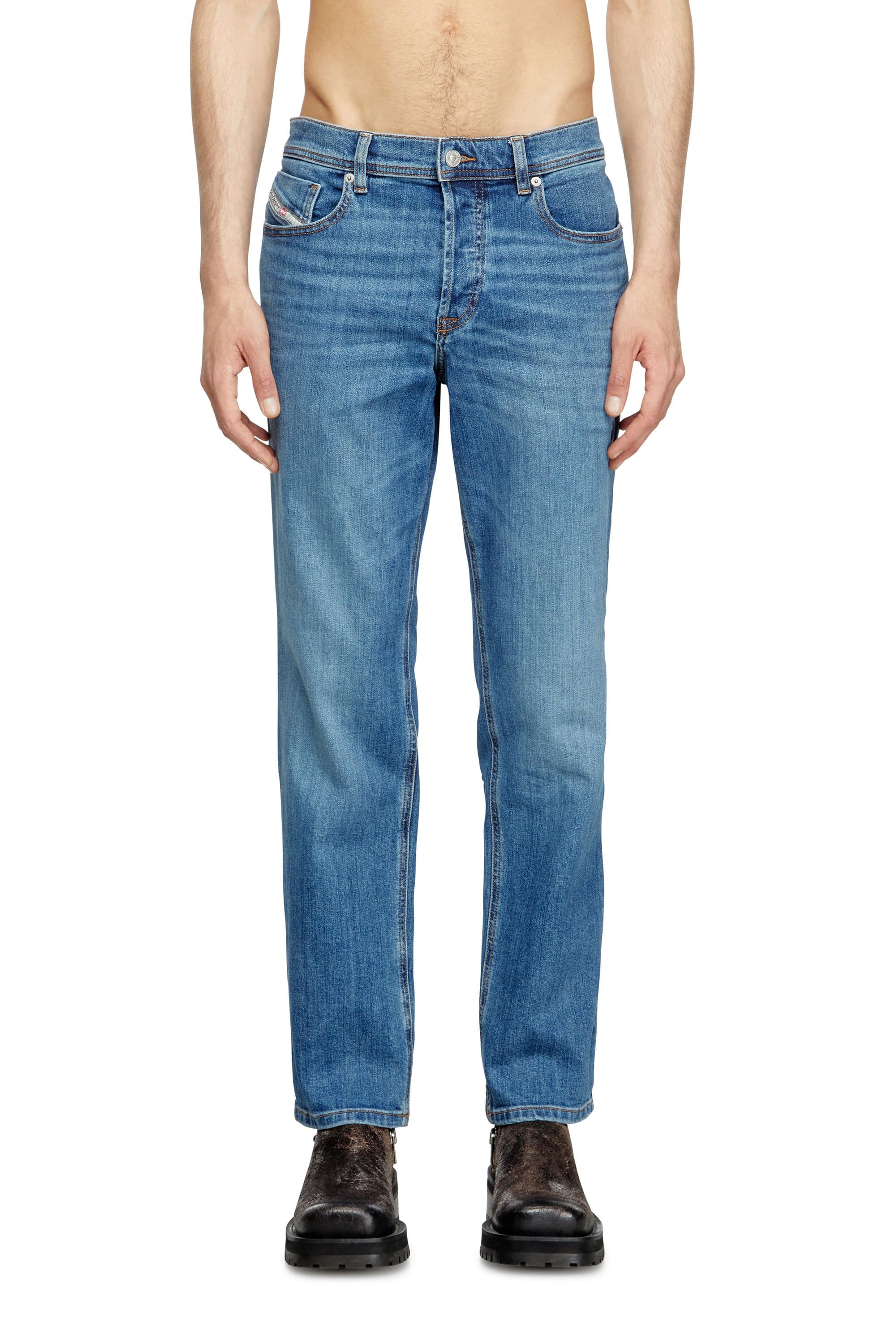Diesel Jeans Regular Taille Moyenne 2023 D-Finitive, Bleu clair, Fermeture boutonnée