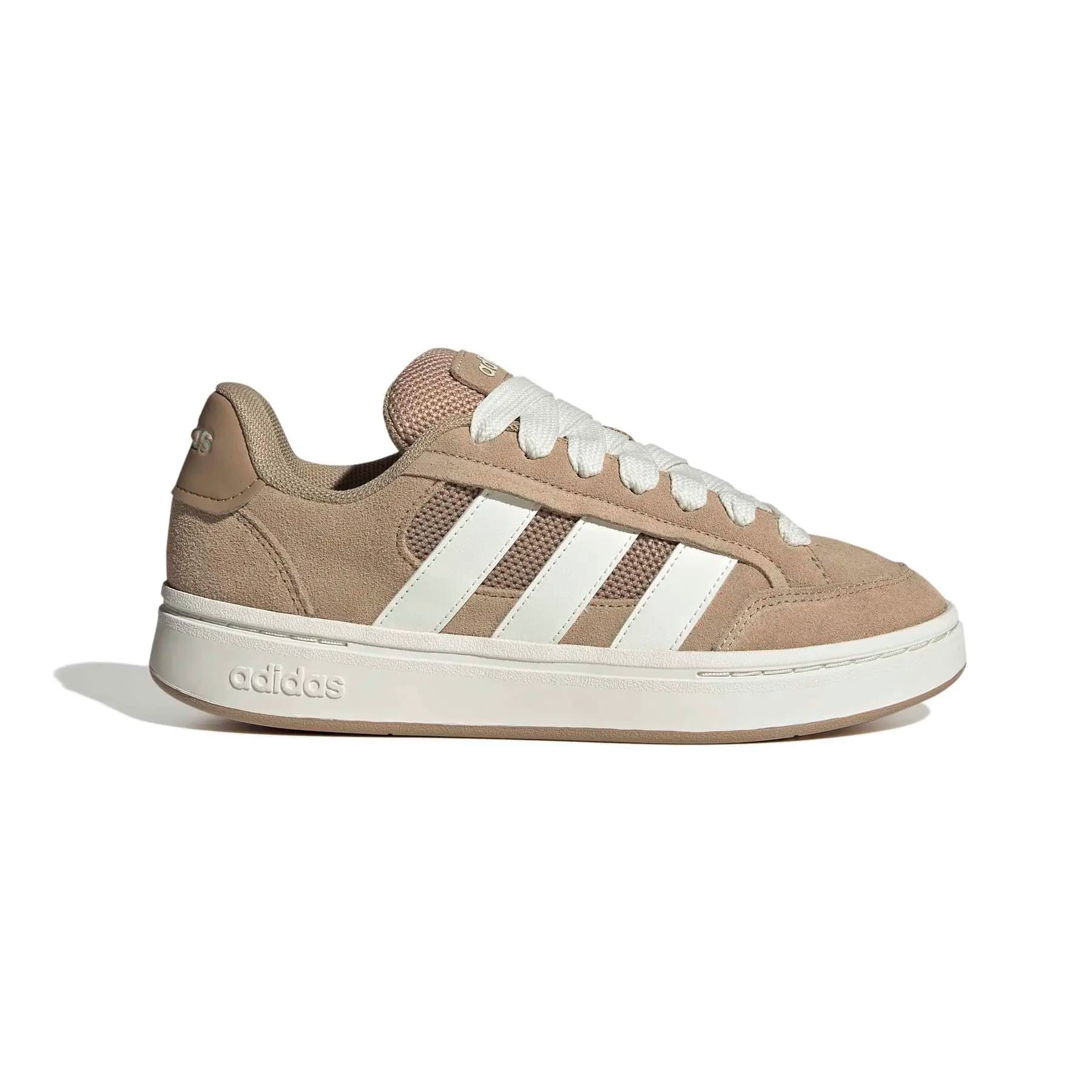 Baskets femme adidas Grand Court Alpha