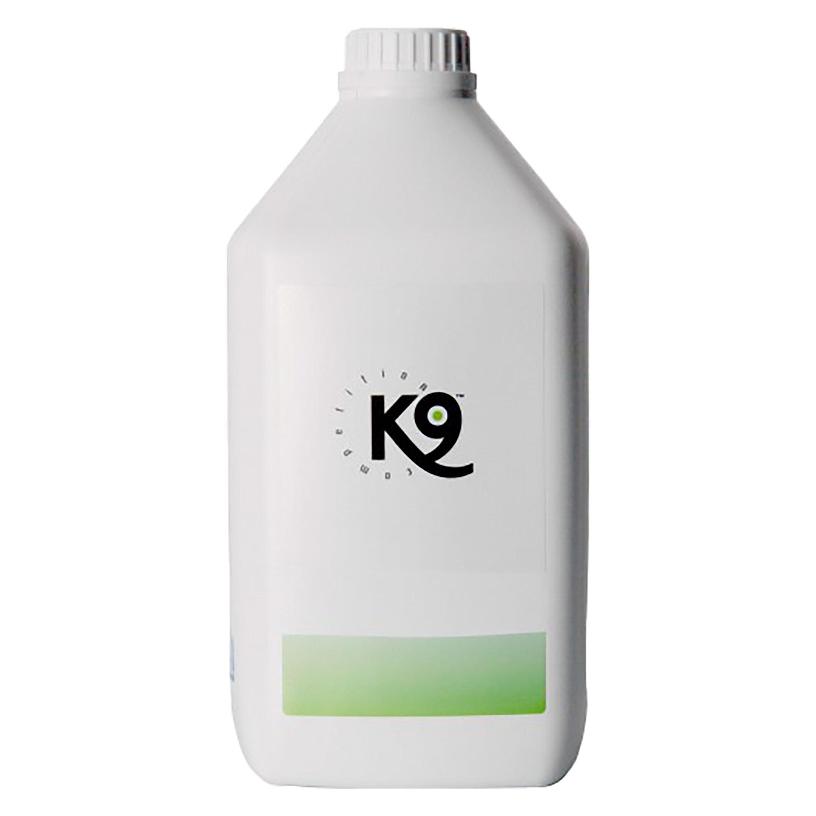 K9 - Shampooing Noirceur 2.7L Aloe Vera - (718.0542) (Chien), Hygiène animale